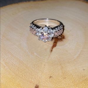 Snowflake ring size 7
